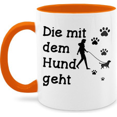 Mug 325 ml – Statement – Die mit dem Hund geht I Gift Dog Owner – 325 ml – Orange – Sayings Coffee Cup Statements Hunde Coffee Cups den geht Tea Cup Saying Cocoa