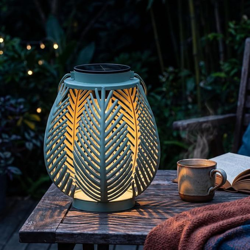LED saulės energija maitinamas lauko žibintas – sodo šviestuvas su COB LED, sutemų jutikliu, metaliniu korpusu ir šiltos baltos spalvos „Boho“ stiliaus sodo lempa (paparčių lapai)