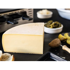 Raclette Cheese: Swiss Raclette Cheese 'RACLETTE SWISS' as 1/4 (Quarter) Cheese Loaf 1.20 kg - Vacuum-Packed - Lactose Free - Vegetarian Lab - Made from Best Summer Milk