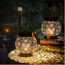 Saulės žibintas, skirtas naudoti lauke, 2 vnt., IP65 vandeniui atsparūs metaliniai saulės žibintai, skirti lauko kabančioms sodo dekoracijoms, Görvitor LED šiltai baltos spalvos saulės žibintas, skirtas lauko balkonui, Kalėdos, juoda