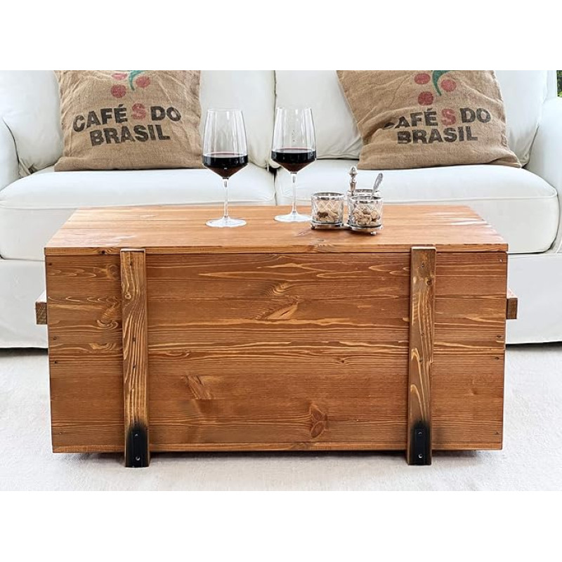 Uncle Joe´s Chest Kavos staliukas Chest Table in Vintage Shabby Chic Style Medžio masyvo rudos spalvos su laikymo vieta ir dangčiu Medinė dėžutė Šoninis staliukas Kaimo namų svetainės stalas Medinis stalas Riešutmedžio stalas