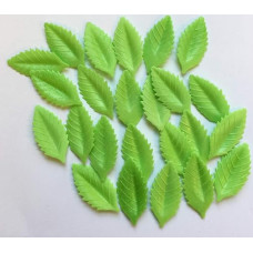 Beautiful Edible Cake Toppers - 24 Green 4 cm x 2 cm Sheets / 24 Edible 4 cm by 2 cm Wafer Leaves
