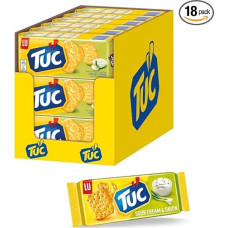 TUC Sour Cream & Onion 18 x 100 g - Finely Salted Nibbles with Sour Cream and Onion Flavour