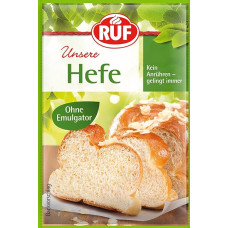 RUF Yeast without emulsifier, dry yeast for making yeast dough, cakes, bread, rolls and pizza, dry baking yeast gluten-free and vegan, 3 x 9 g
