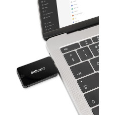 BitBox 02 Kriptovaliutų piniginė: Šveicariška aparatinė piniginė, skirta saugiai šaltai saugoti, sukomplektuota vokiečių kalba, su kompiuterio ir mobiliąja programėle