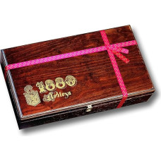 The 1880 Nobleza Gift Pack | Extensive Range | Turrón, Sweets and Chocolates | Elegant and Elegant Wooden Box | Pack 3240 g | Almond