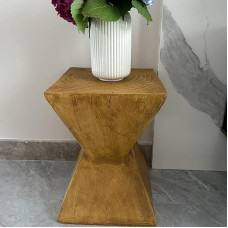 FATIVO šoninis staliukas Mediena Ruda Vintage: Šoninis staliukas Mažas 46 cm aukščio sofos staliukas Naktinis staliukas Telefono staliukas Svetainės staliukas Svetainės staliukas Miegamojo kambarys 46 x 31 x 31 cm